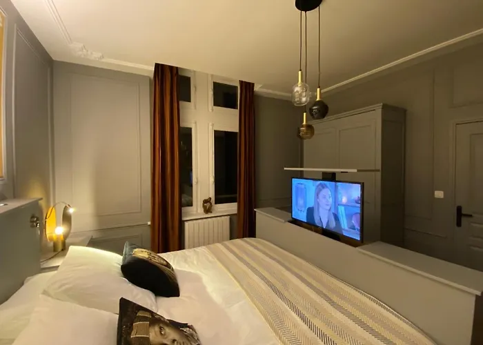 La Cour شقة نانسي