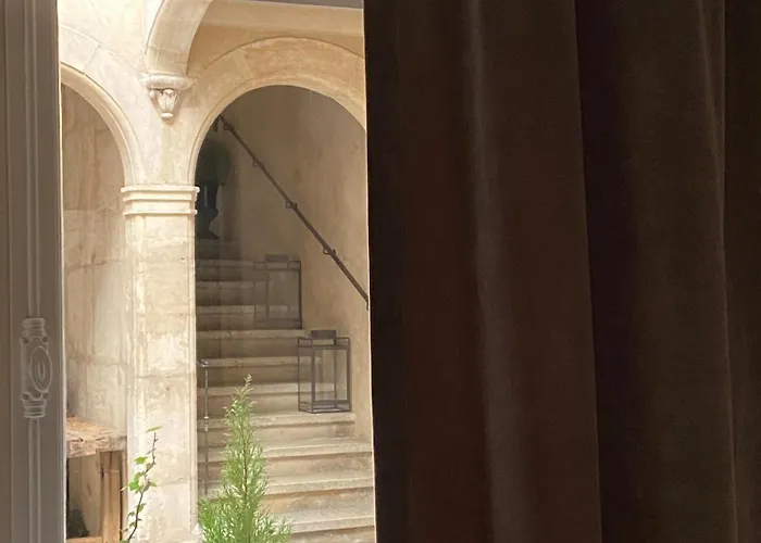 La Cour * نانسي