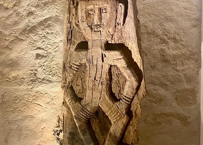 La Cour * نانسي